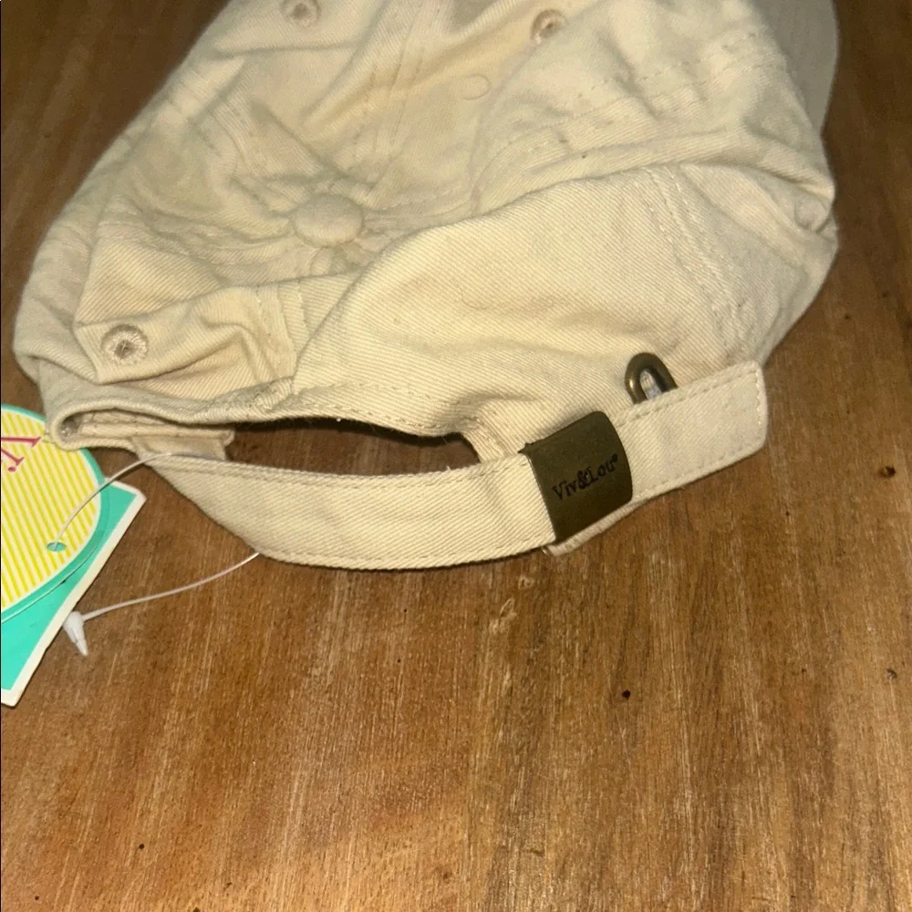 N/A stylish beige